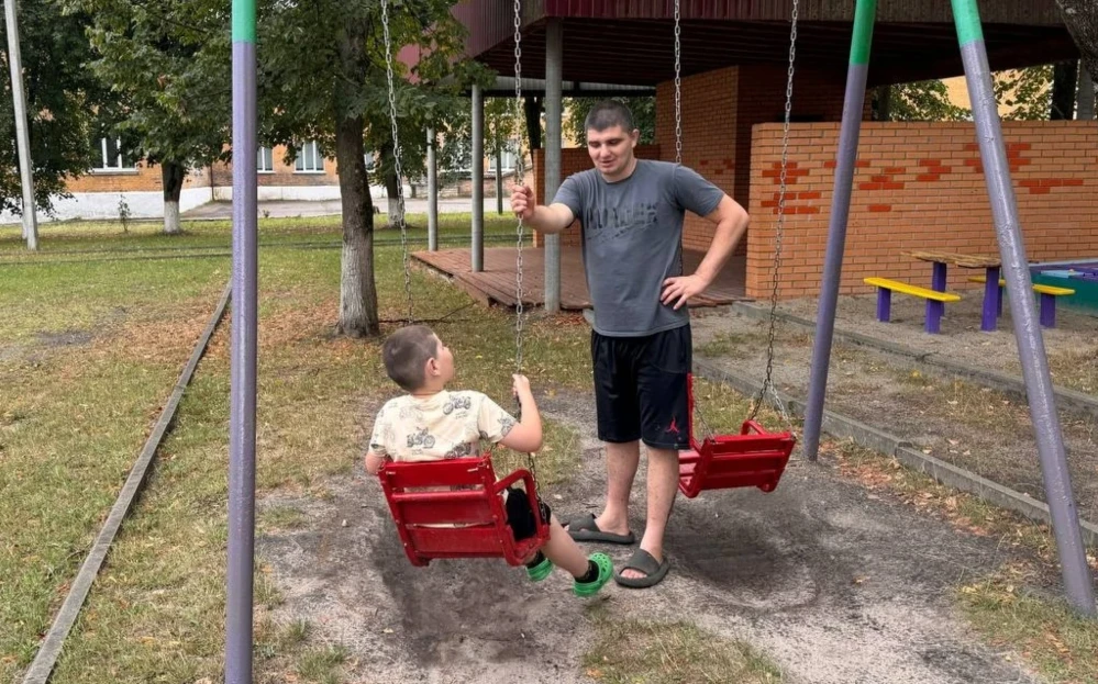 Інтеграція ВПО: як батько з Бердянська будує нове життя для сина з інвалідністю у Володимирці