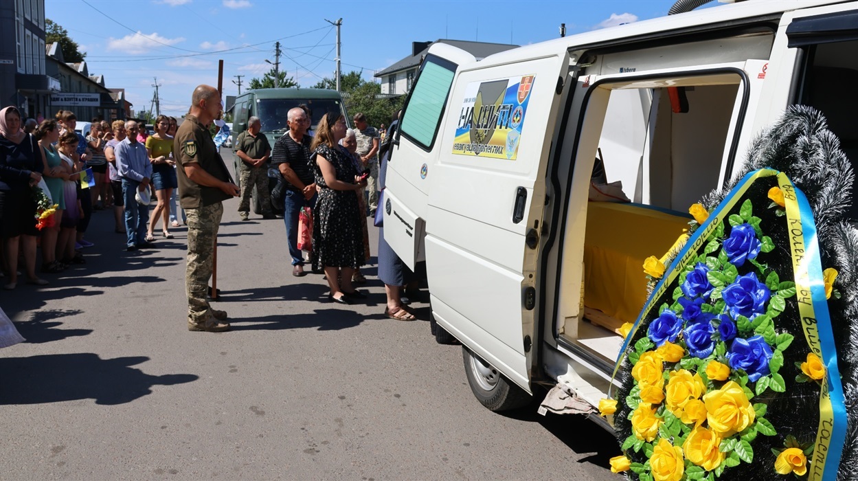 Ескорт "На щиті" щоразу доставляє тіло загиблих додому