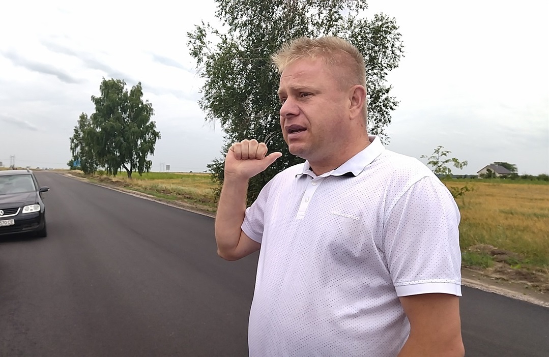 На в'їзді до Городця вже новенький асфальт. Ще планується один слой покриття.