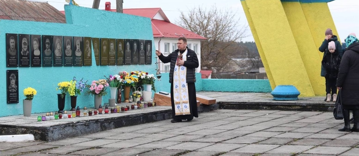 Панахида за вбитих росією воїнів-захисників