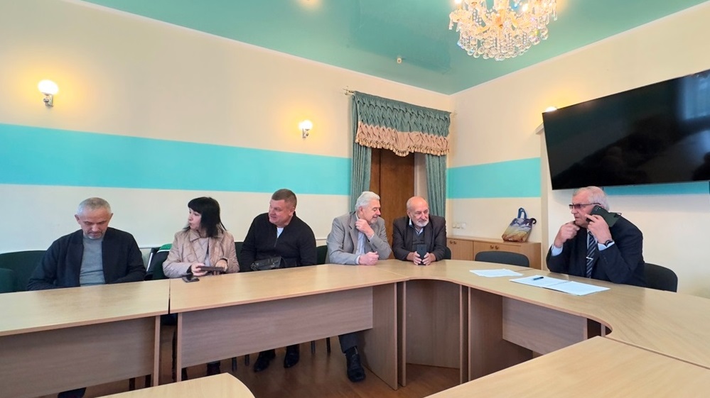 Учасники засідання секретаріату: Олег Васенчук, Світлана Ляшко, Василь Бурченя, Георгій ОлександрОвич, Володимир Дрозюк, Дмитро Тарасюк