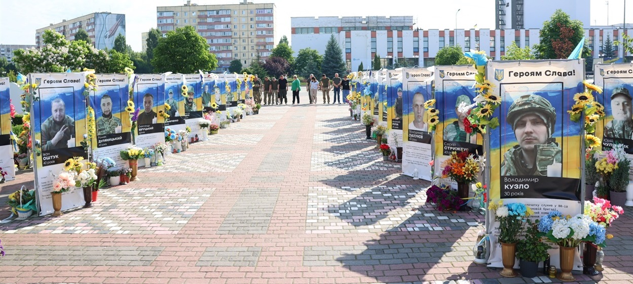Алея слави у Вараші