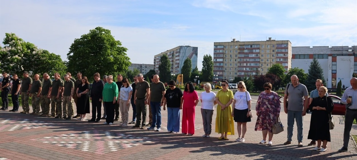 О 9.00 щодня у Вараші звучить загальнонаціональна хвилина пам'яті
