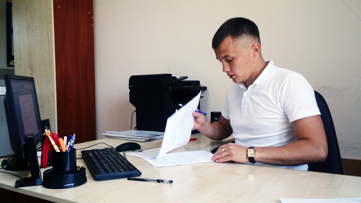 Державний реєстратор Тарас Котович