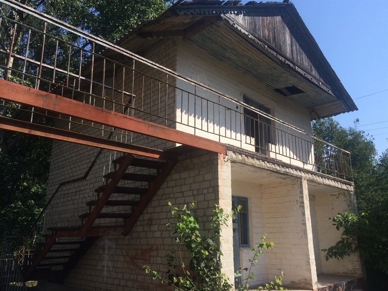 Літні будиночки без зручностей