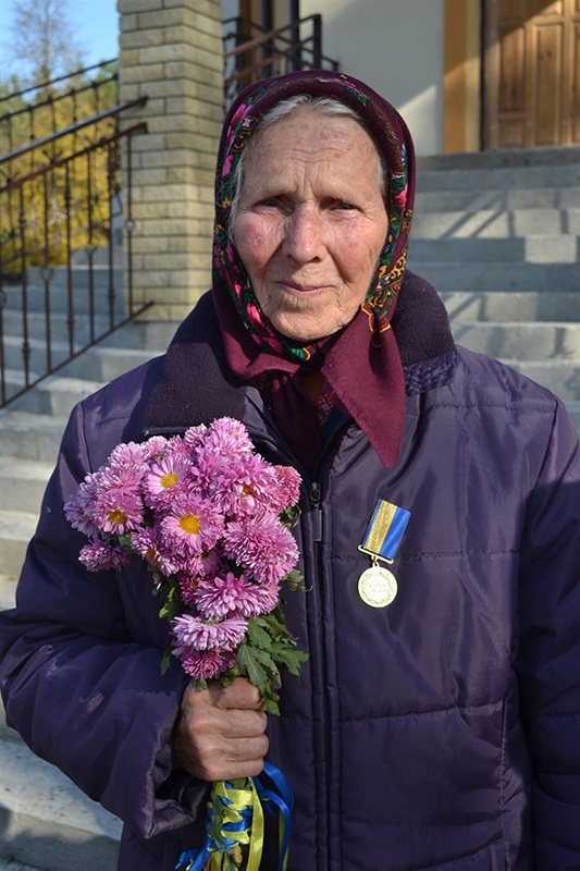 Наталія Степанівна Гошта з Довговолі. Їй 94 роки!