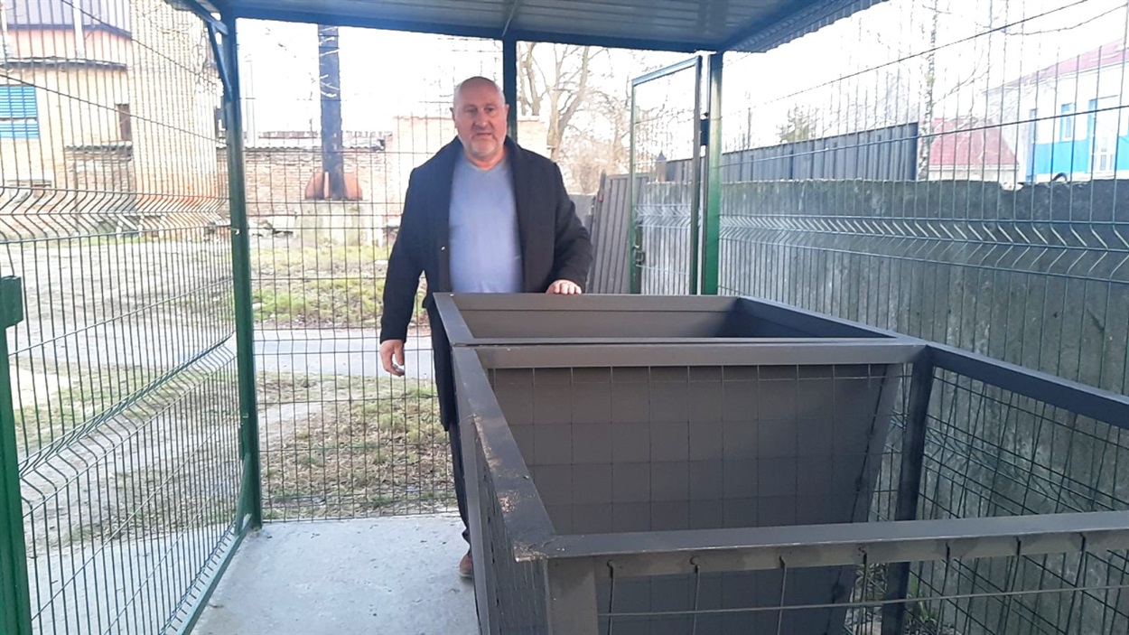 Сміттєсортувальний майданчик європейського зразка, біля садочку «Малятко»