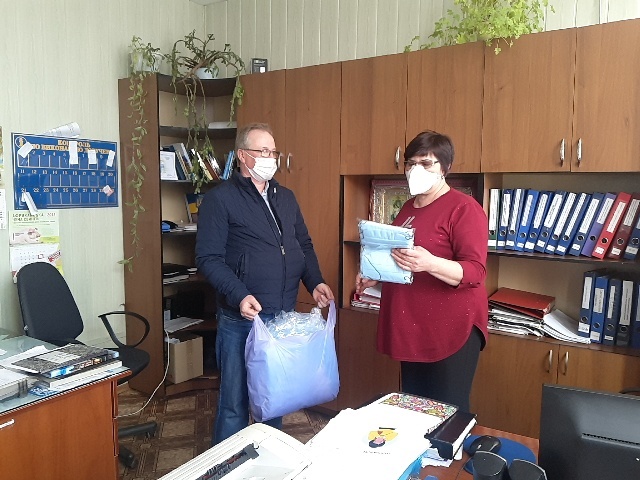 Валентина Білоборода отримала для своїх працівників індзахист на виїзди 