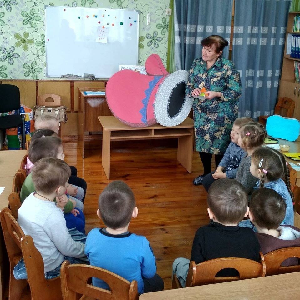 Галина Ковалець працювала вихователькою у ДНЗ «Казка» у Володимирці