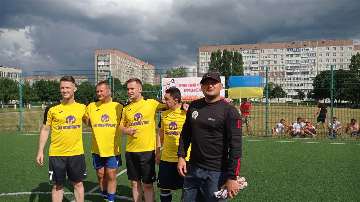 Політики у міні-футбол грають краще за поліцейських – команда переможців благодійного матчу