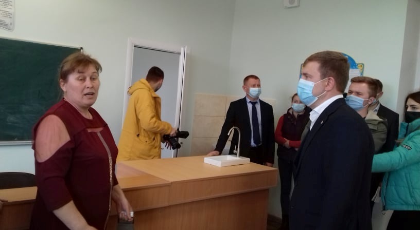 Після сесії Віталій Коваль поїхав у Степангород, у школу