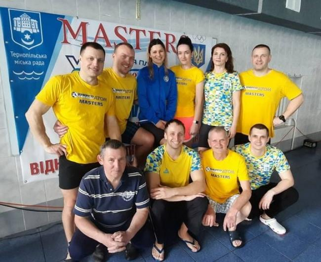 Вараські плавці  – чемпіони Тернопільщини з плавання на короткій воді серед ветеранів