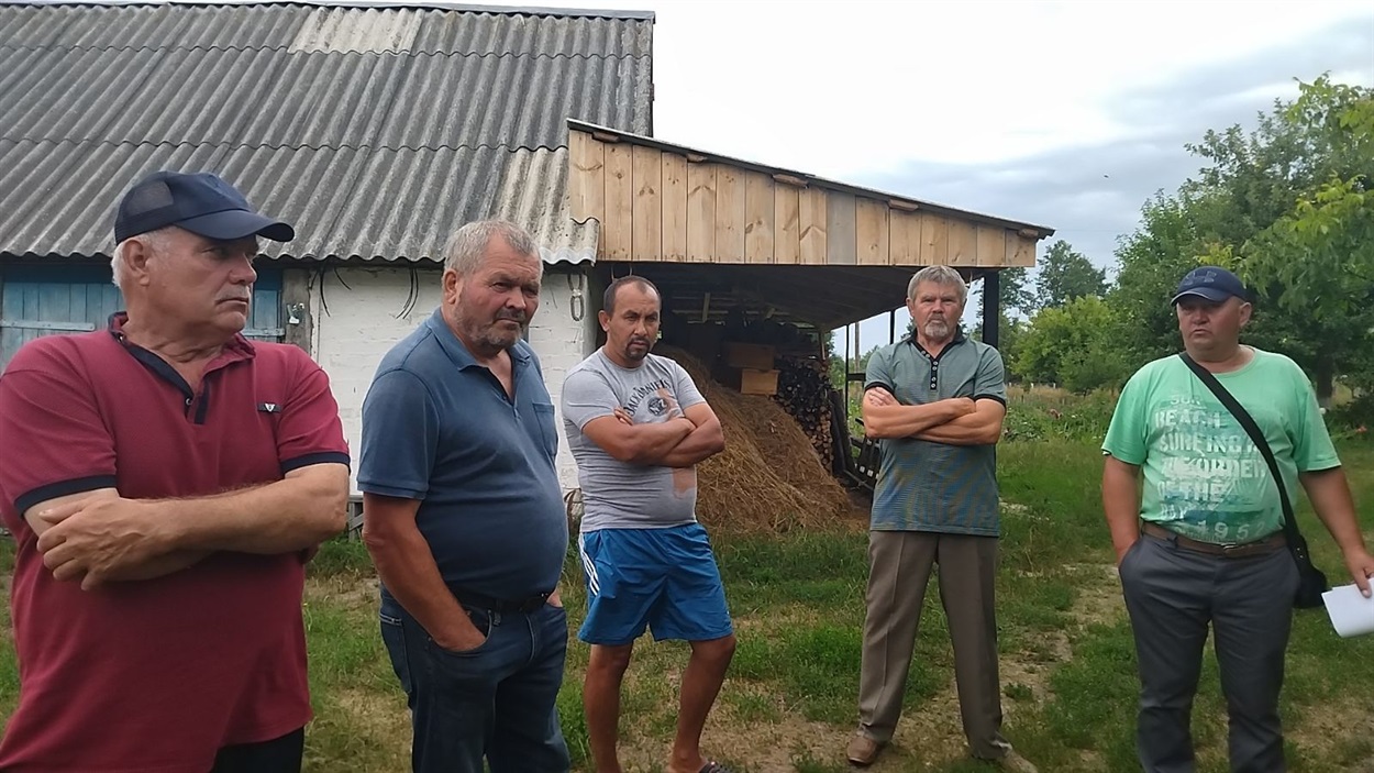 Господарі пасік, де сталося лихо