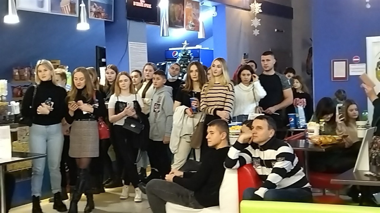 Глядачі премєри