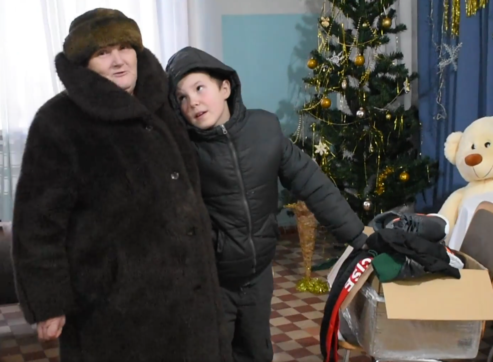 Антон з бабусею Любою