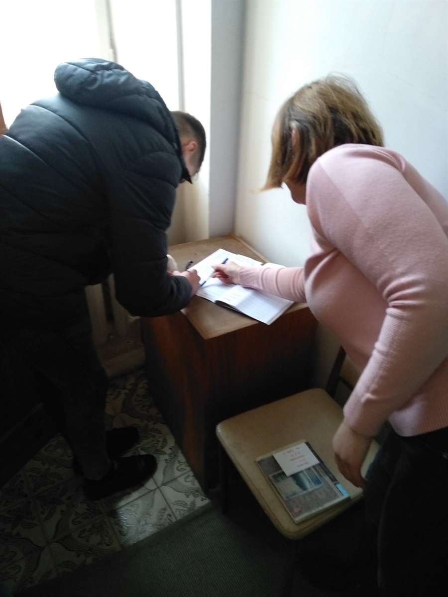 Якщо досягнув призовного віку-необхідно зявитись у військомат