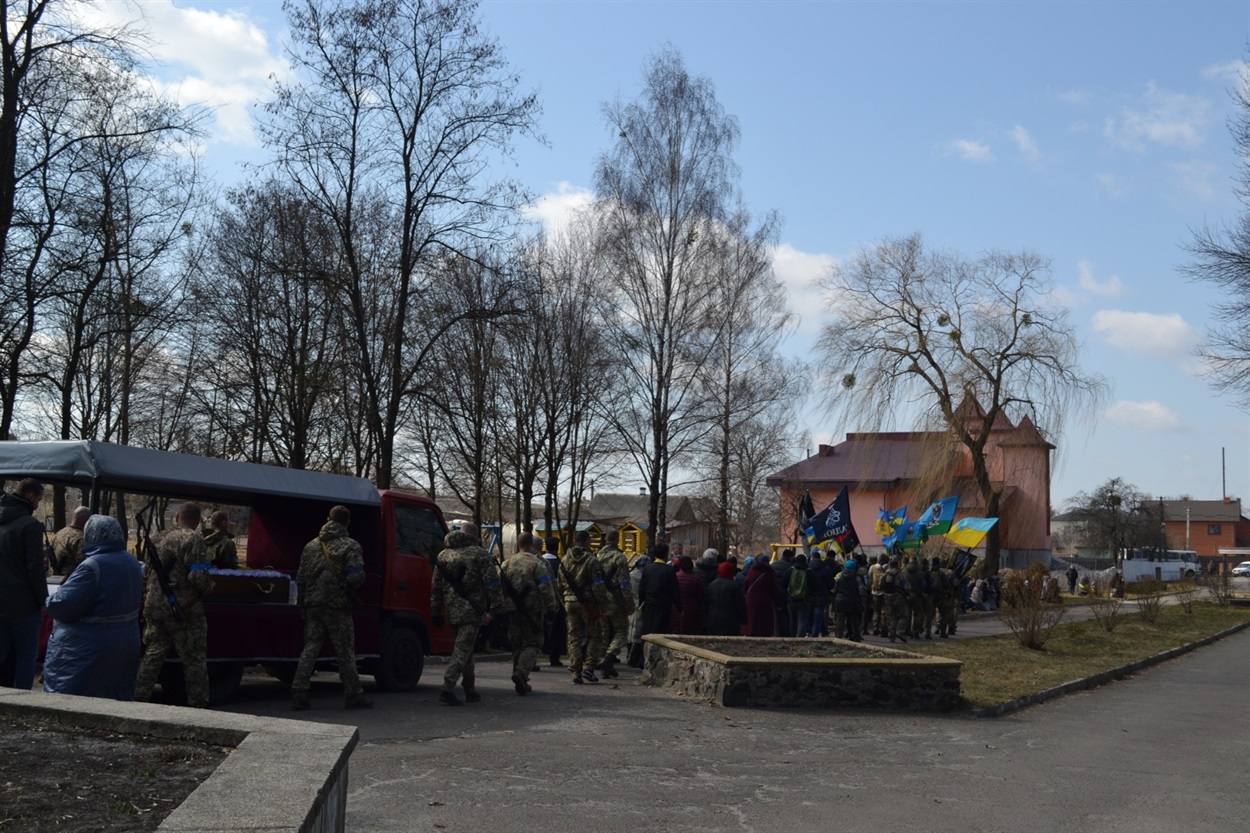 Процесія пройшла понад Алеєю Слави