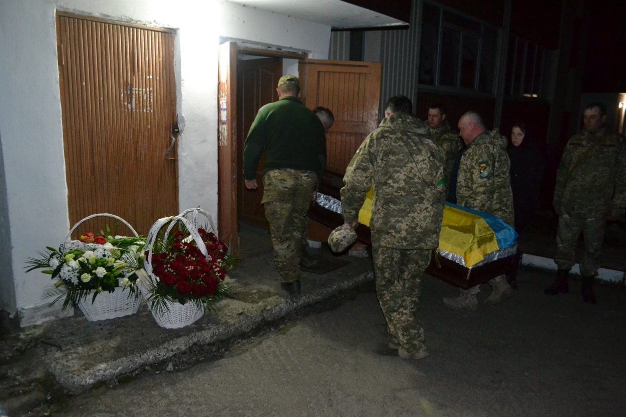 Олександр повернувся додому