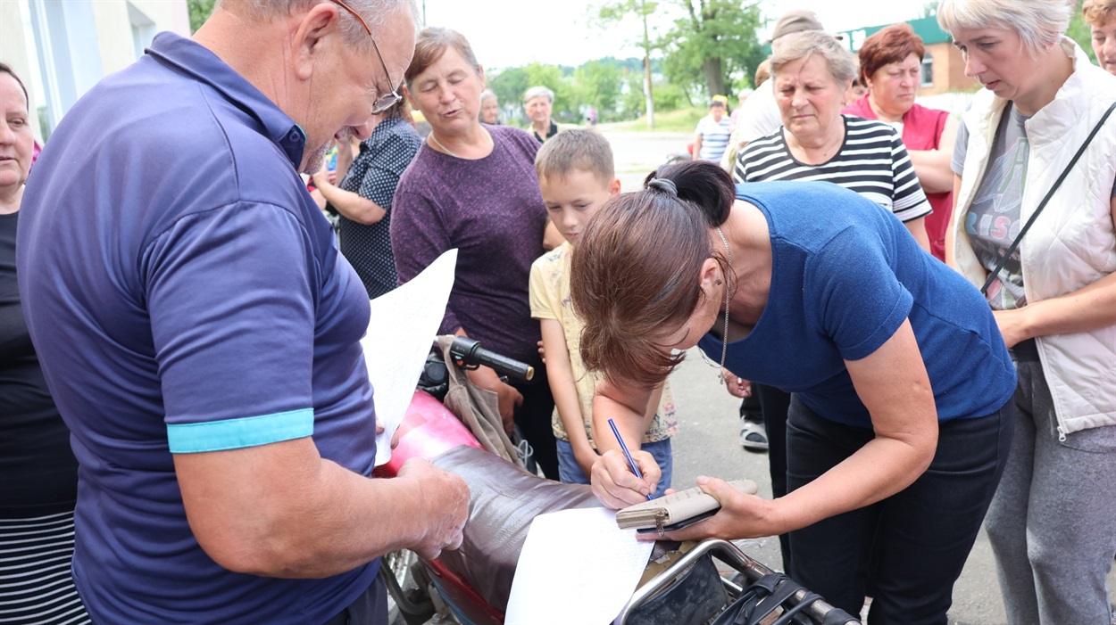 Жителі Антонівки пишуть звернення 