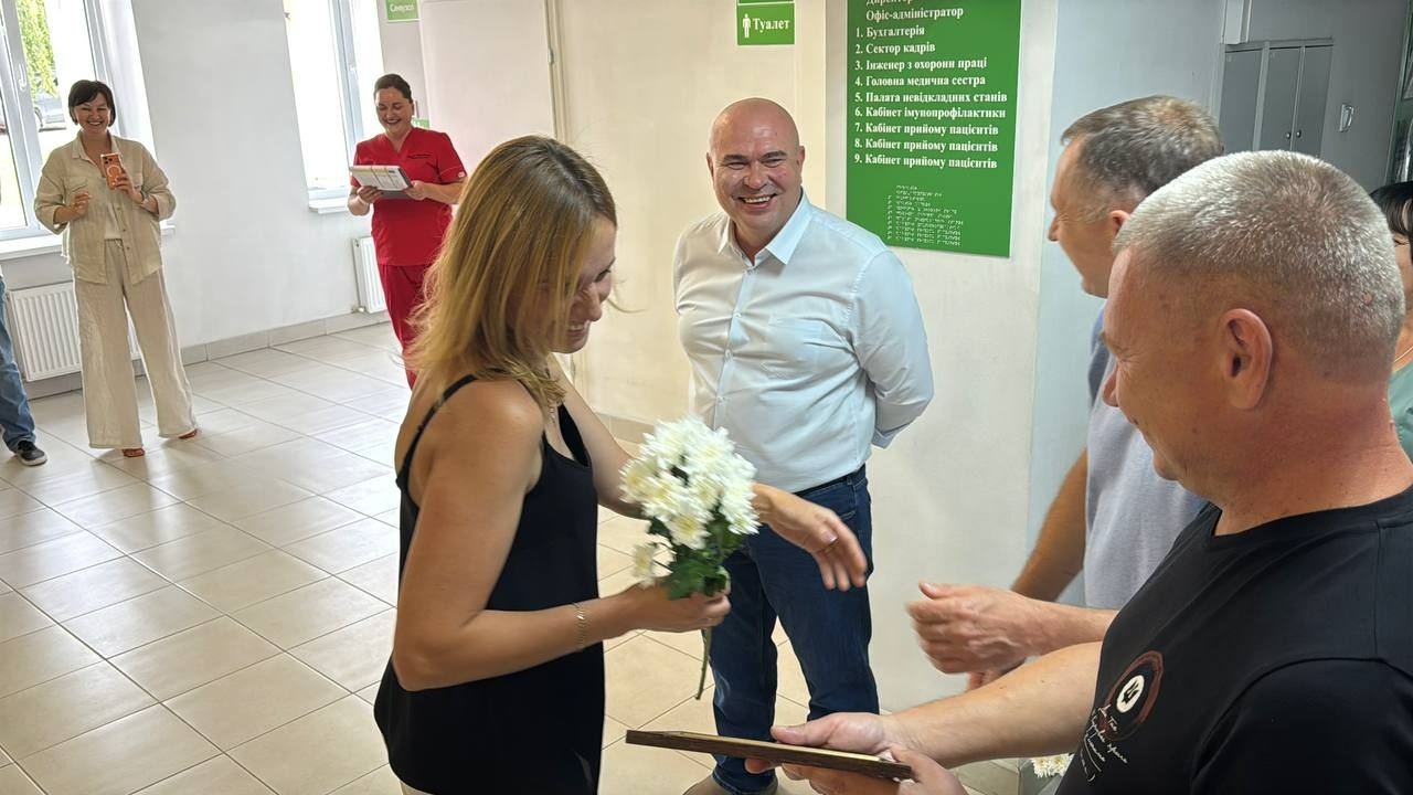 Сімейна медицина із сімейними традиціями: як у Володимирці відзначили професійне свято
