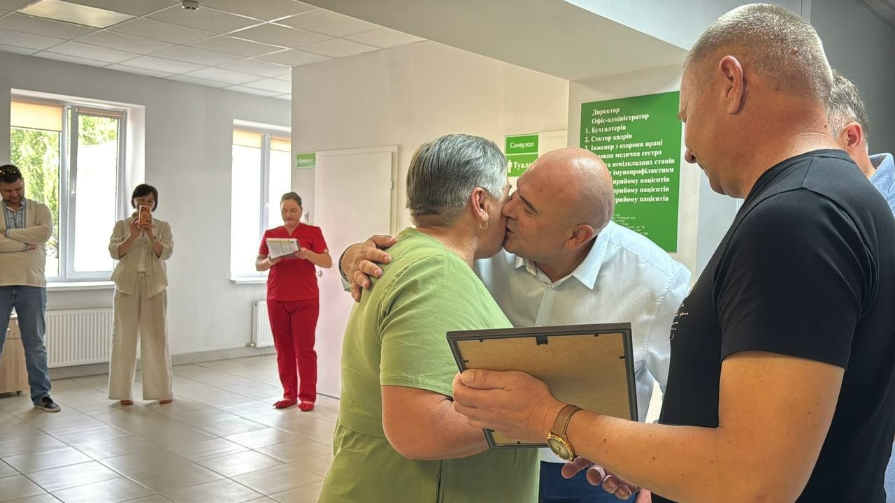 Сімейна медицина із сімейними традиціями: як у Володимирці відзначили професійне свято